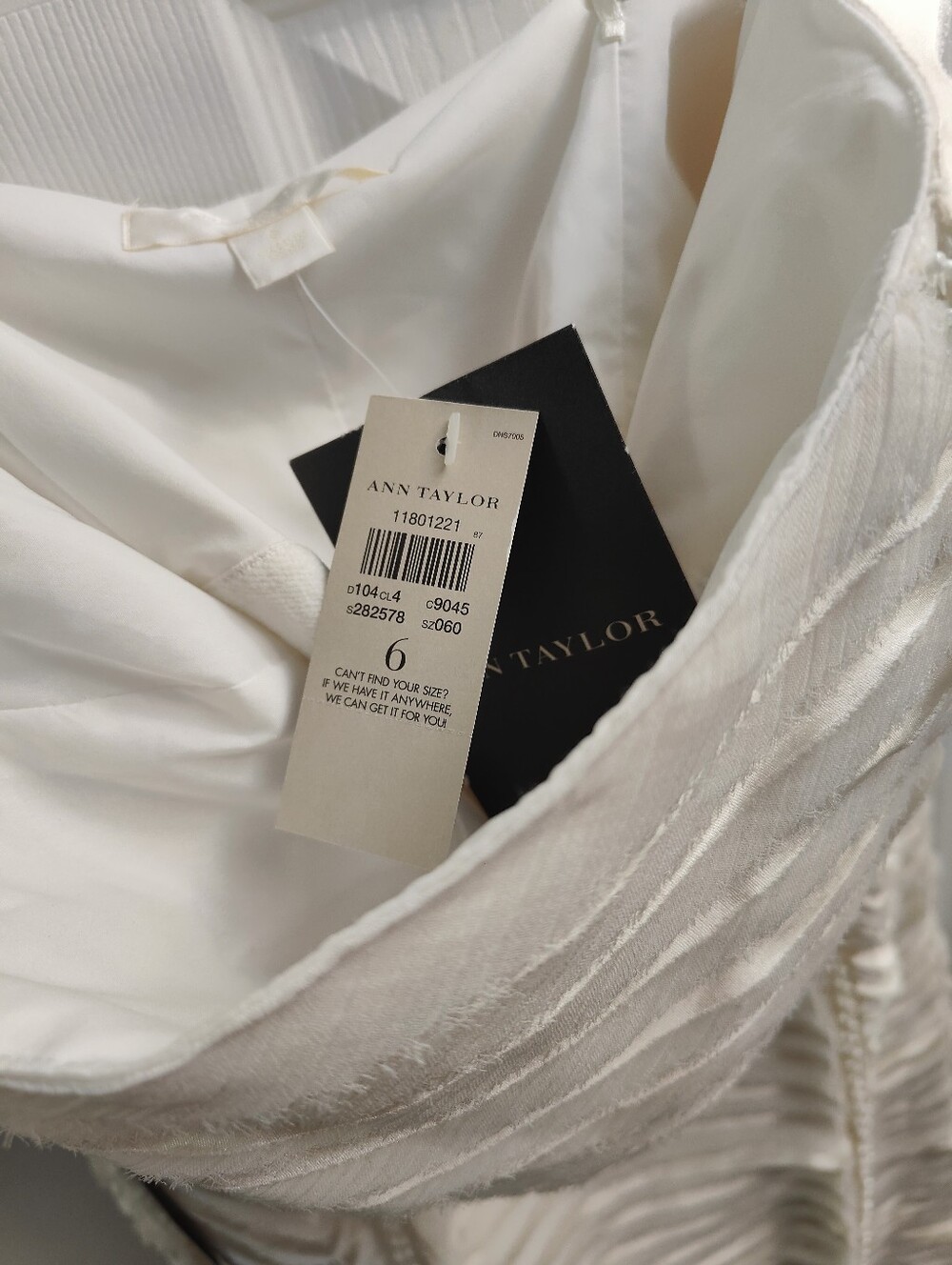 Ann Taylor Silk Strapless Wedding Dress Size 6 NWT - Picture 8 of 8